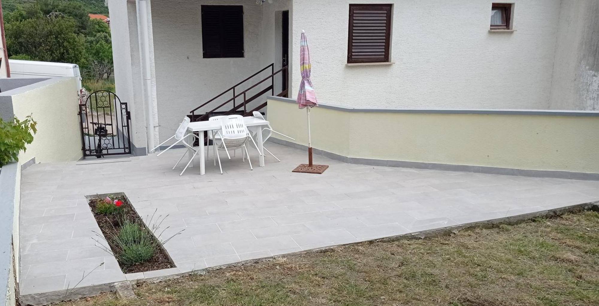 Apartments Tatjana Martinšćica Eksteriør bilde