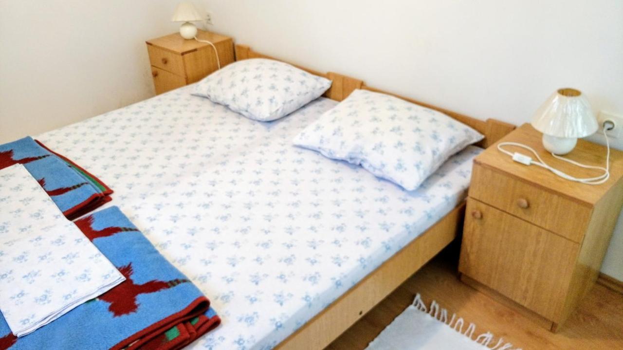 Apartments Tatjana Martinšćica Eksteriør bilde